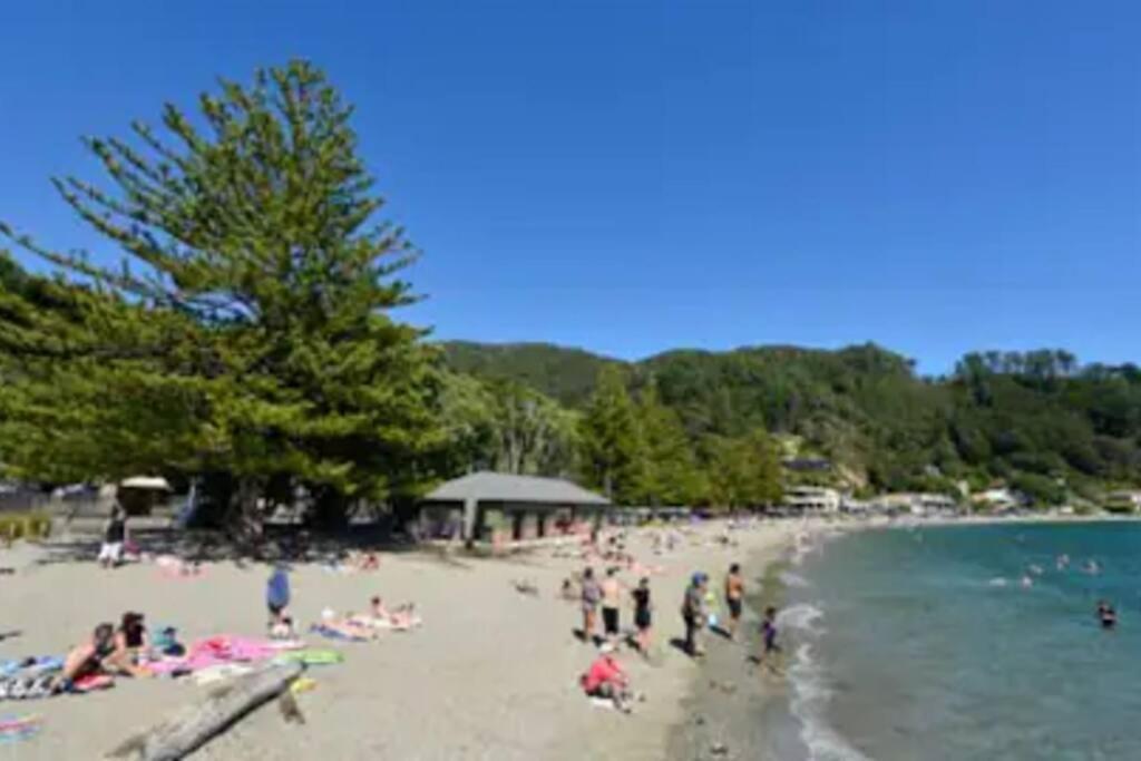 Seaglass Cottage Lower Hutt Exteriör bild